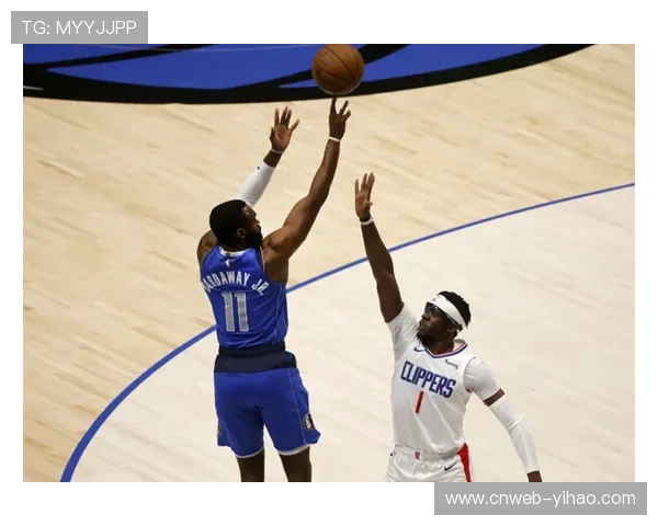 阿德尔曼哈达威关键角色，老将经验与投射承担持球任务